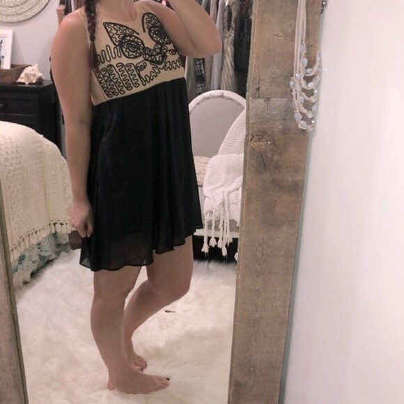 erGuo by Minty medium black & nude cocktail dress - Picture 3 of 6